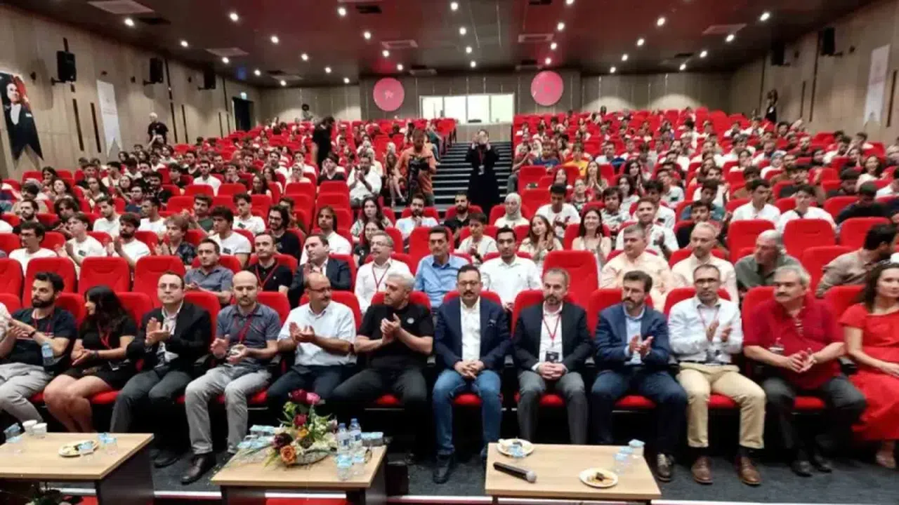 Siber Vatan Bootcamp'te Gençler Siber Güvenliğin Geleceğini Şekillendiriyor!