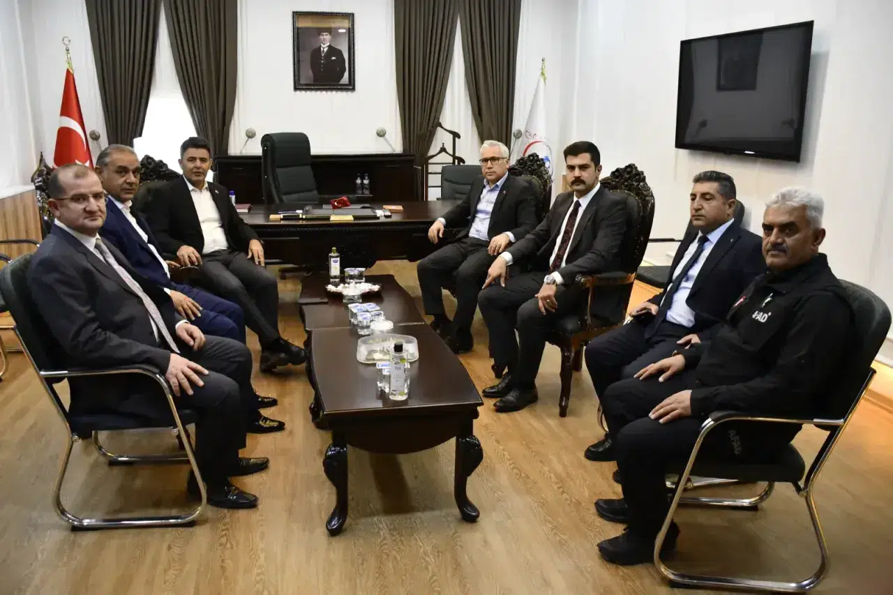 Gürün’ün Tarihi ve Kültürel Değerleri Vali ve Bakan Yardımcısı Tarafından Ziyaret Edildi