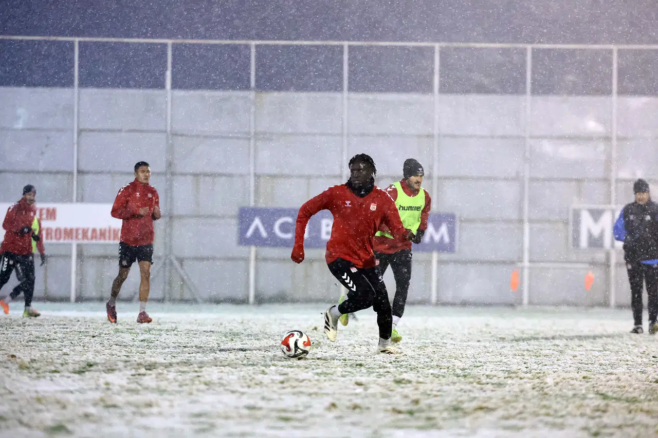 Yiğidolar, Zorlu Esenler Erokspor Deplasmanına Odaklandı