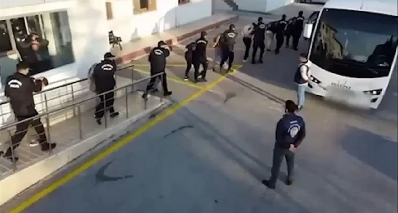 Siber Suç Operasyonunda 346 Şüpheli Yakalandı