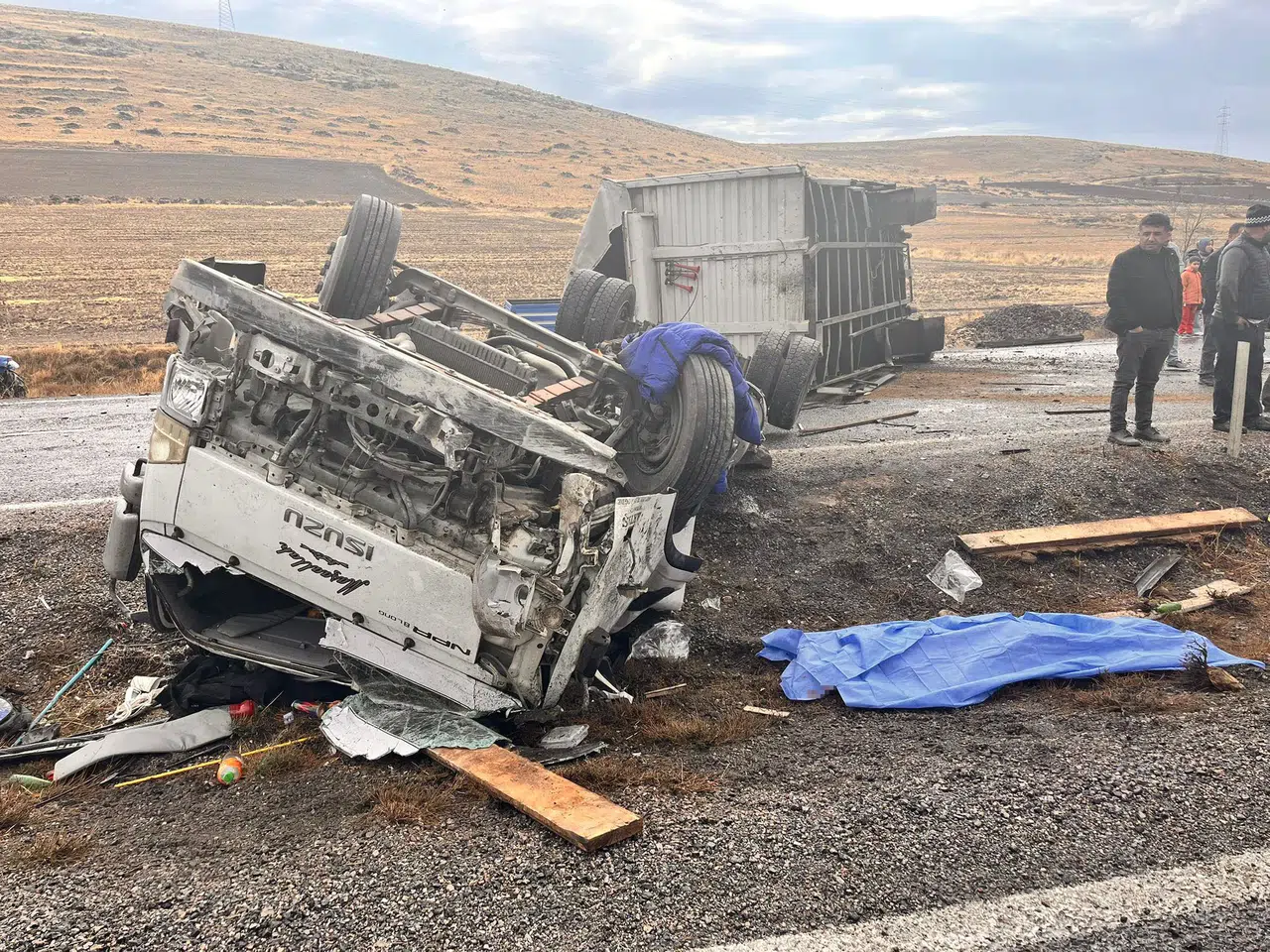 Korkunç Kaza: Zincirleme Kazada Ölü ve Yaralılar Var