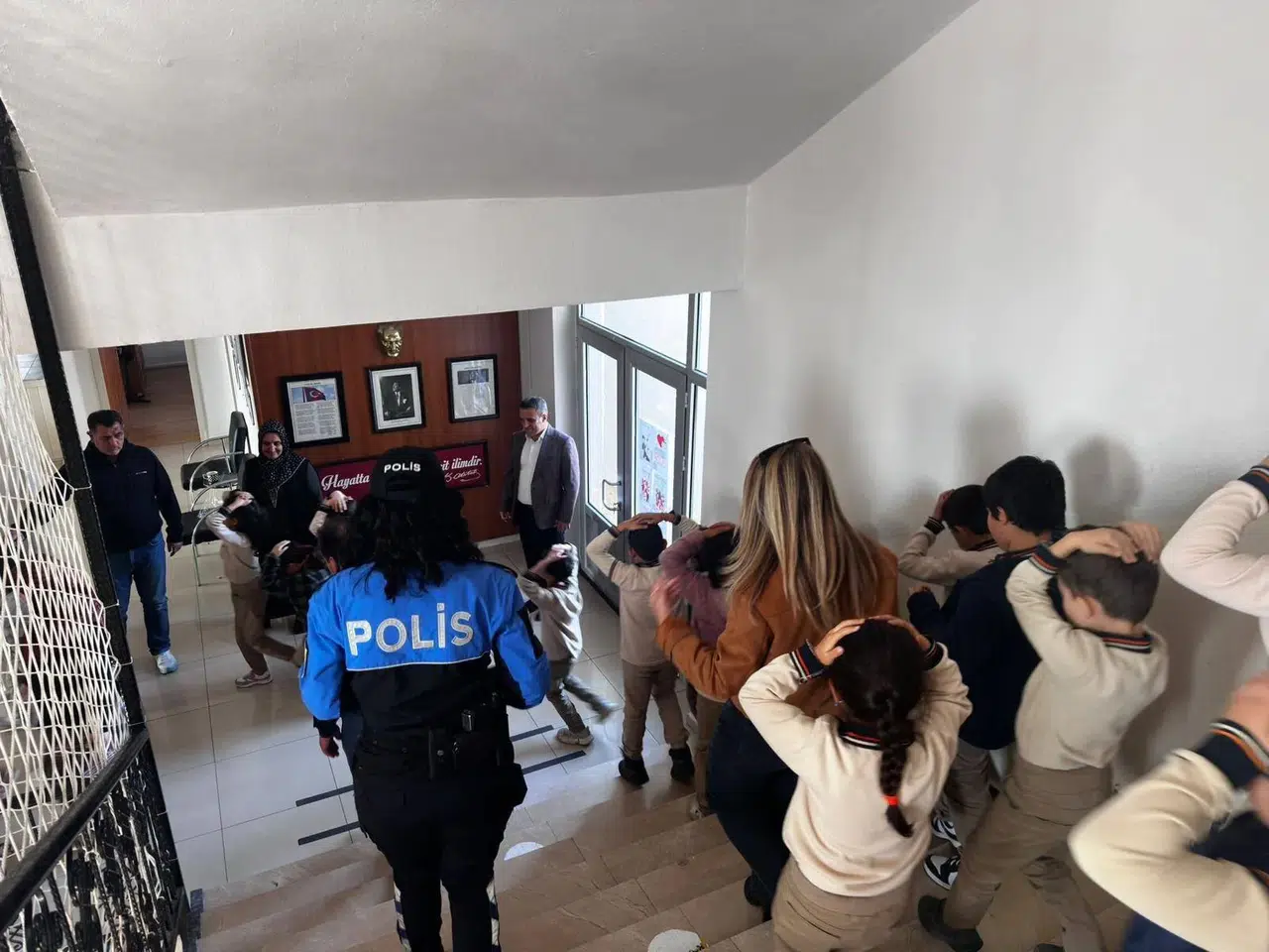 Erzincan'da 240 öğrenciye Deprem ve Afet Bilinci Eğitimi