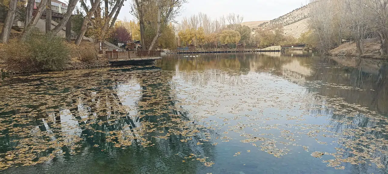 Turkuaz Gökpınar Gölü Malatya'dan Gelenleri Ağırladı