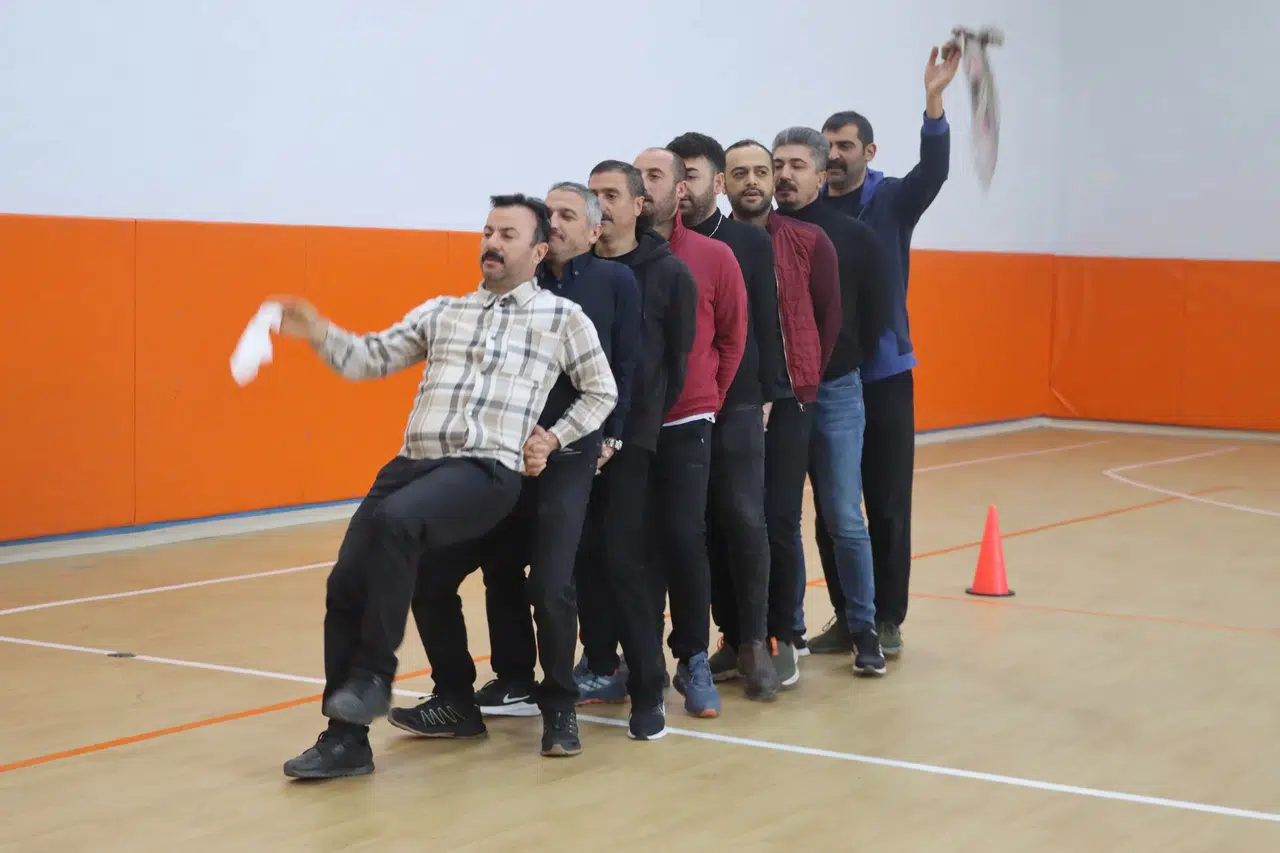 Öğretmenler, 24 Kasım’da Sahneye Çıkacak