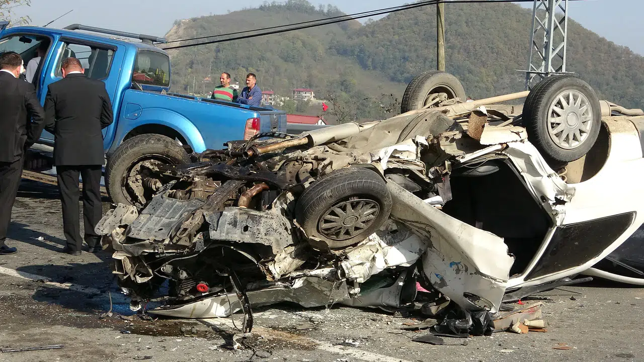 Ordu Ulubey'de Ehliyetsiz Sürücü Faciası: 1 Ölü, 2 Ağır Yaralı