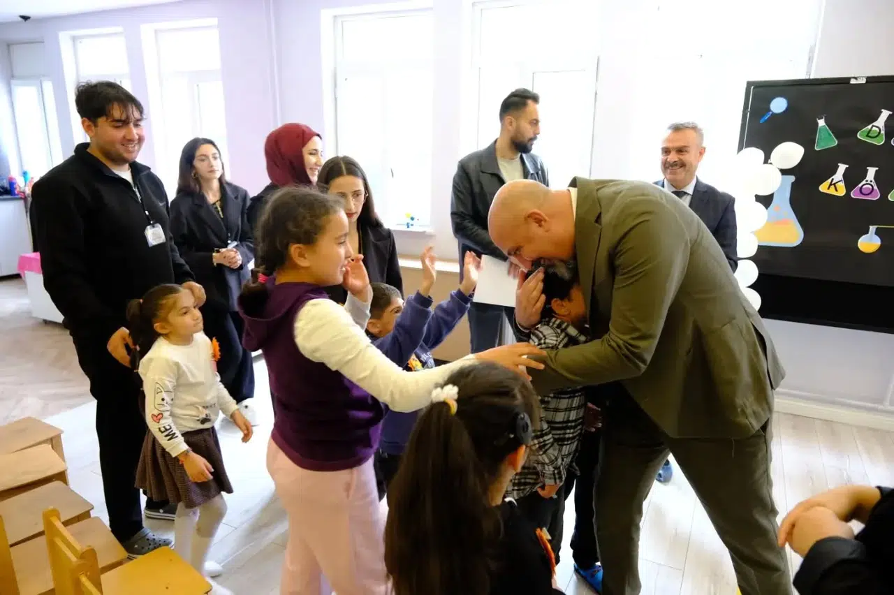 Sivas'ta “Mevsimler Değişiyor, Ellerim Konuşuyor” Etkinliğiyle Farkındalık Oluşturuldu