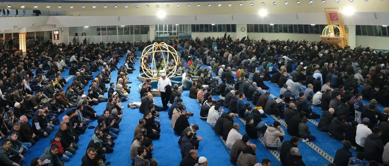 Mehmetçiğe Özel Vurgu: Hutbede Vatan Nöbeti ve Kahramanlık