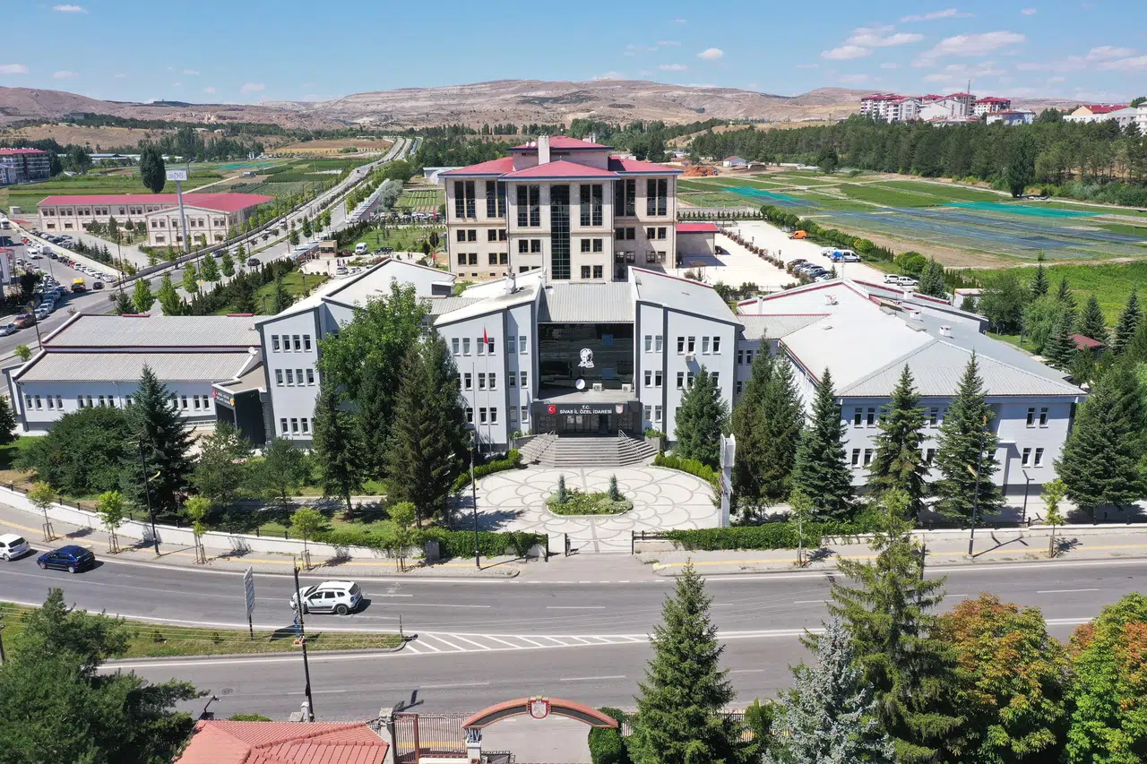 İlçelerde Doğal Gaz Dönüşümleri Hızla Tamamlanıyor