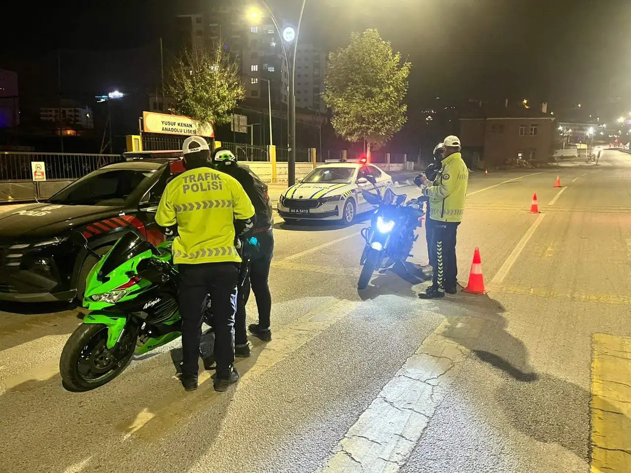 Malatya'da Huzur ve Güven İçin Denetimler: Hız ve Egzoza Ceza