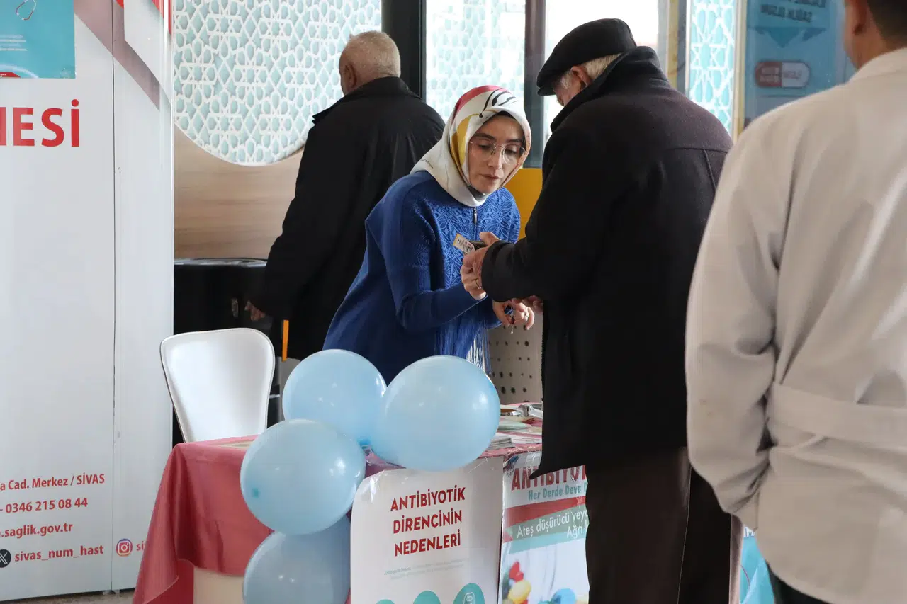 Akılcı Antibiyotik Kullanımını Anlattılar