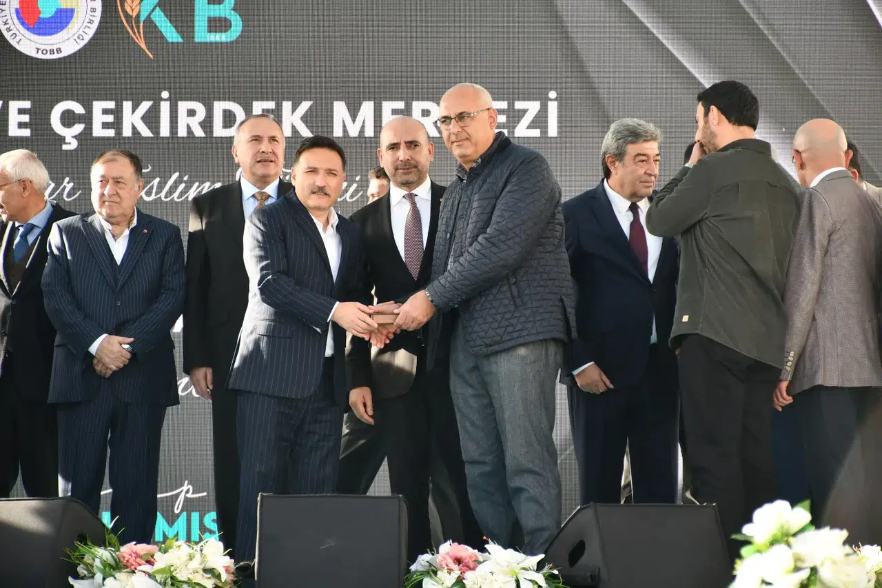 Anadolu'nun Tek AR-GE Merkezi: 10 Milyar TL'lik Hububat Merkezi