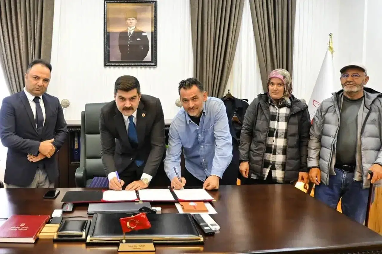 Gürün'den Eğitime Dev Destek: Hayırseverler 2 Daire Bağışladı