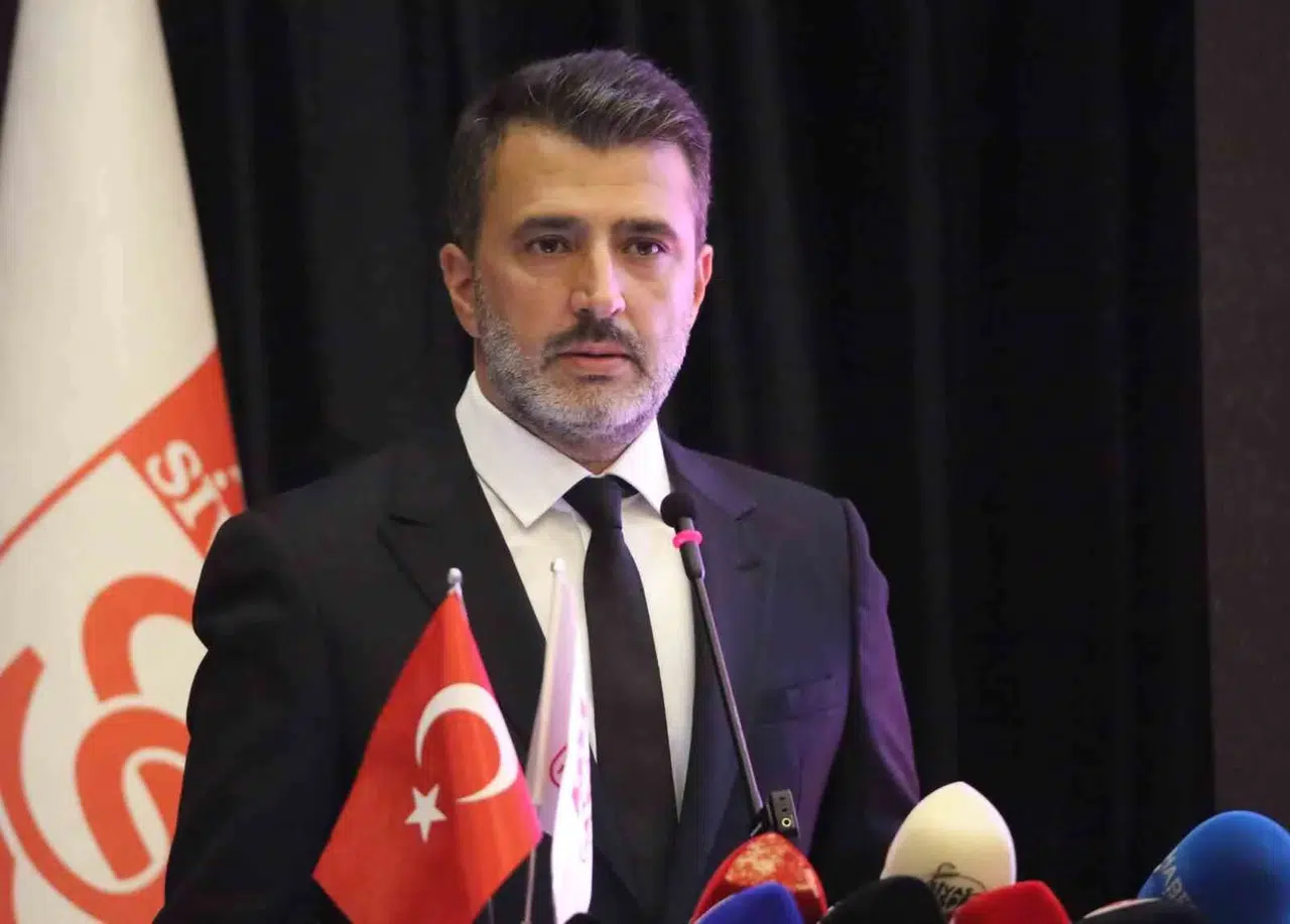 Sivasspor'da Şok Gelişme: Başkan Gökhan Karagöl İstifa Etti