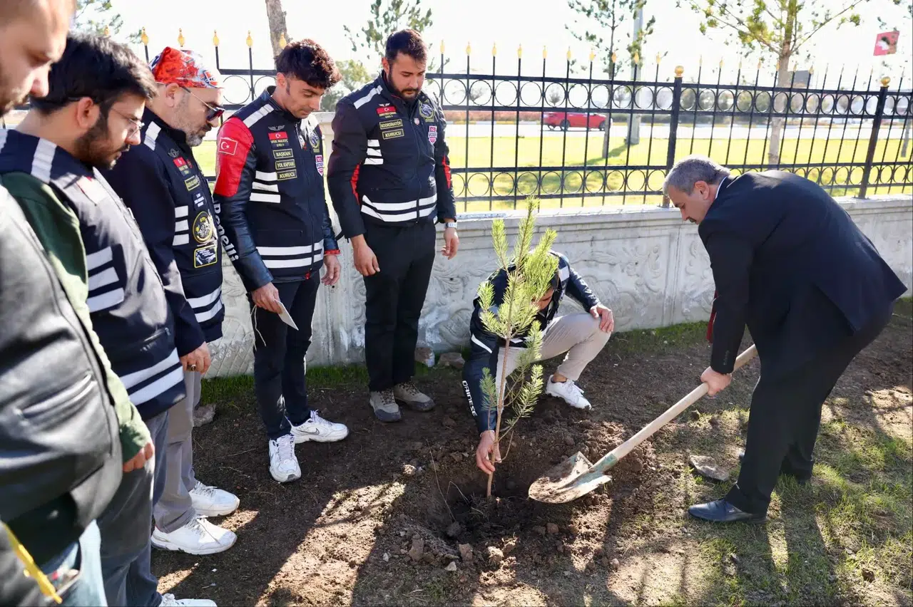 C-130 Şehitleri Anısına Anlamlı Tören