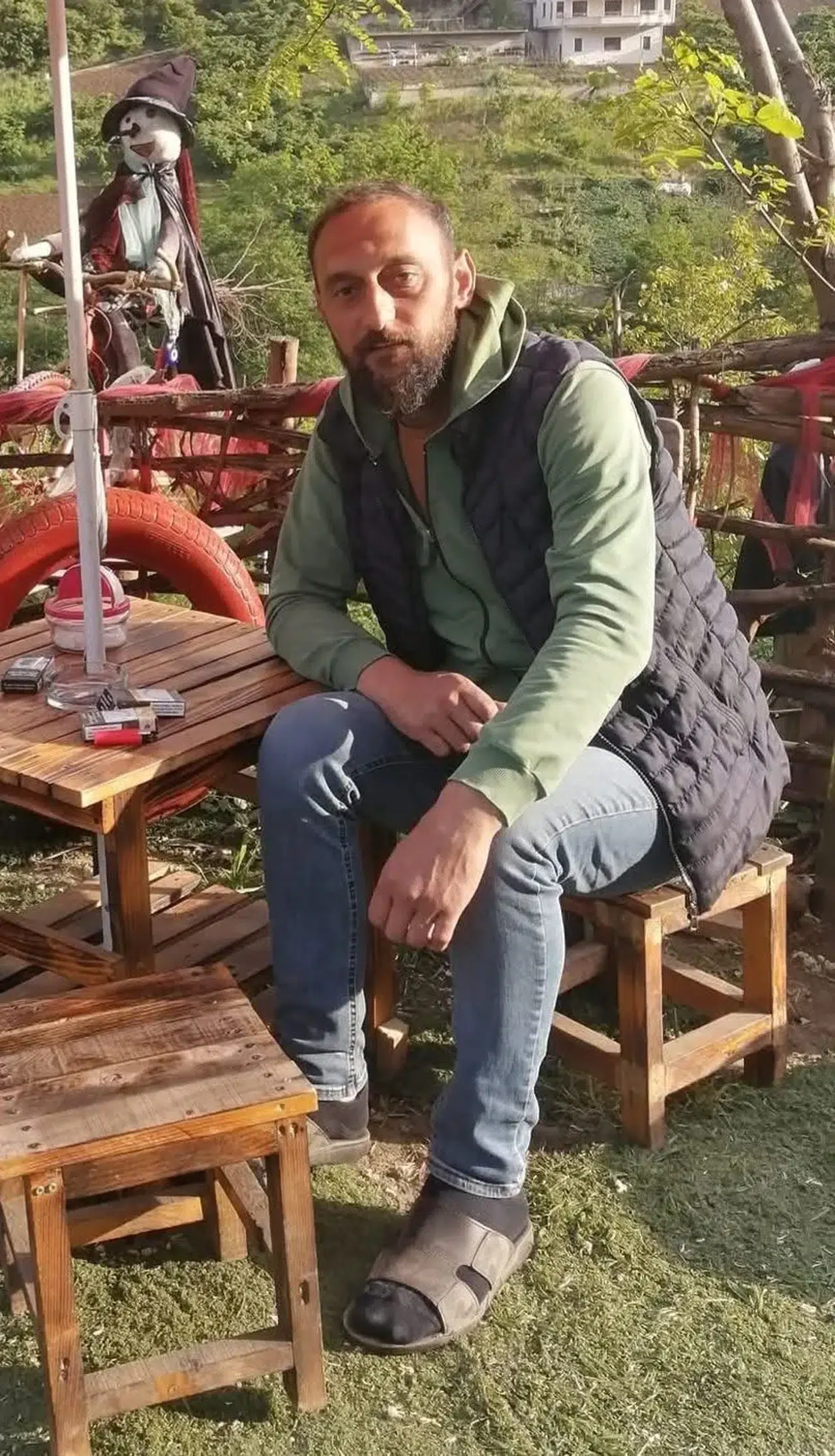 Trabzon'da  minibüs durağında şok olay! Sıra tartışması kanlı bitti