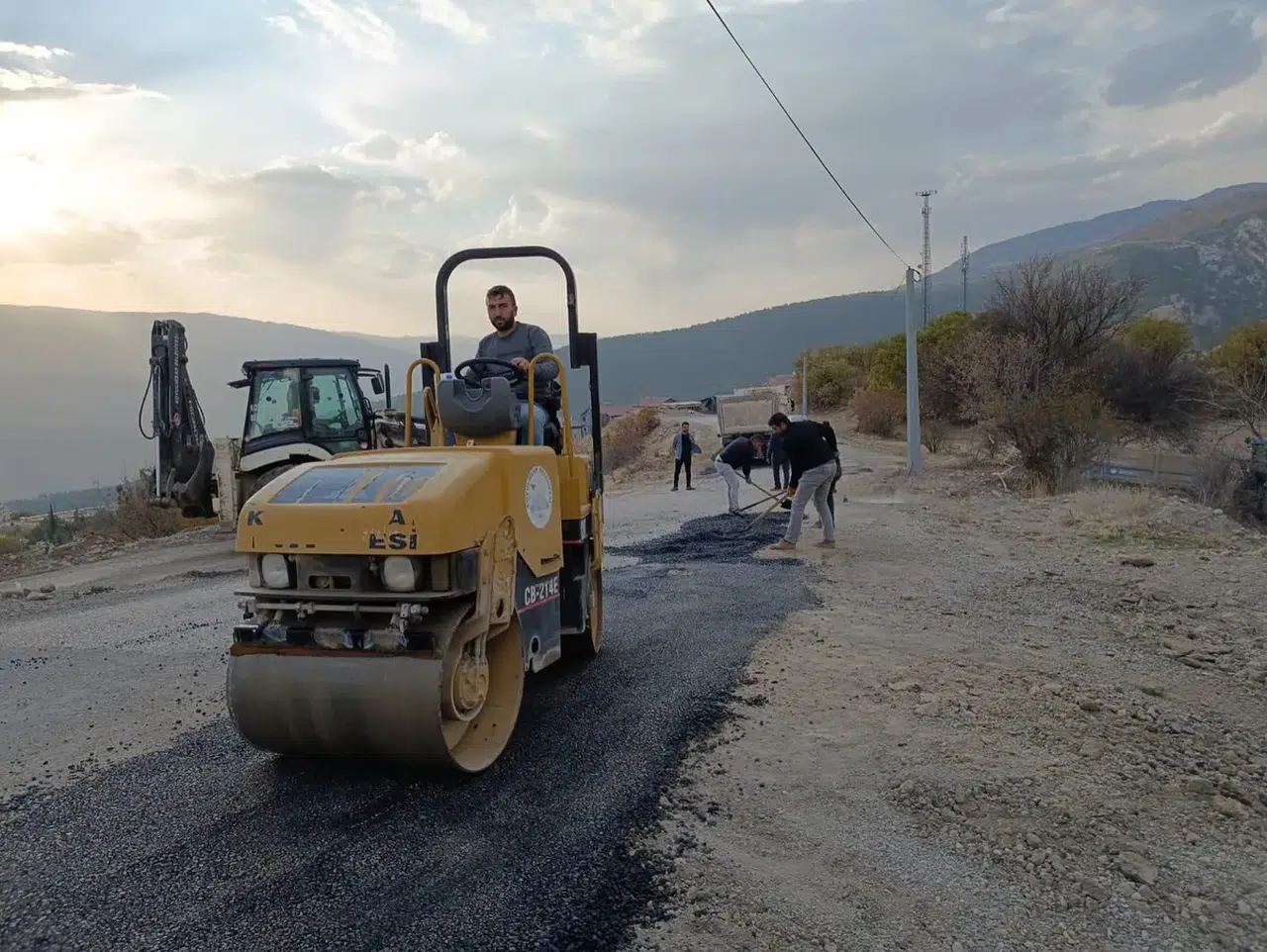 Asfalt Yama ve Onarım Çalışmaları Tamamlandı