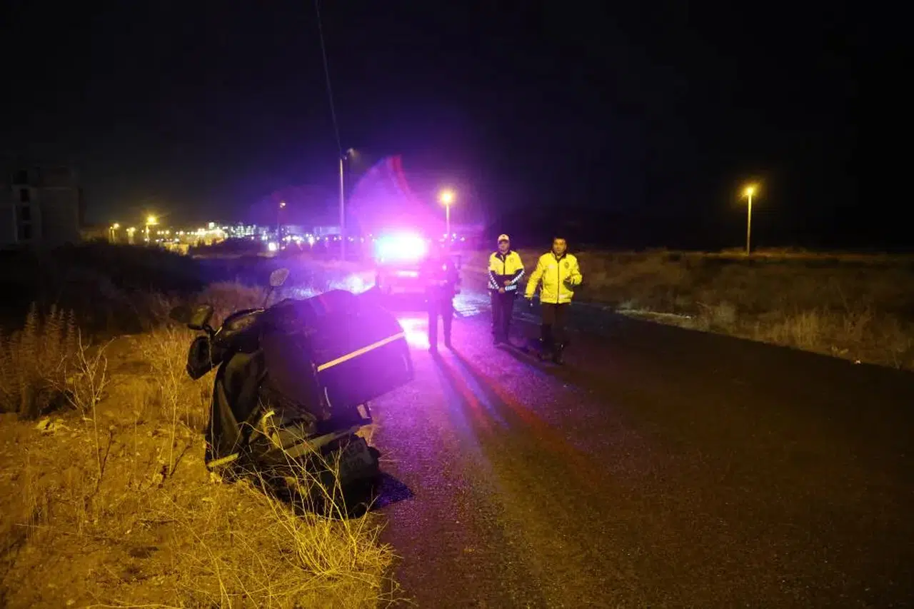 Kediyi Kurtarmak İsterken Yere Savruldu