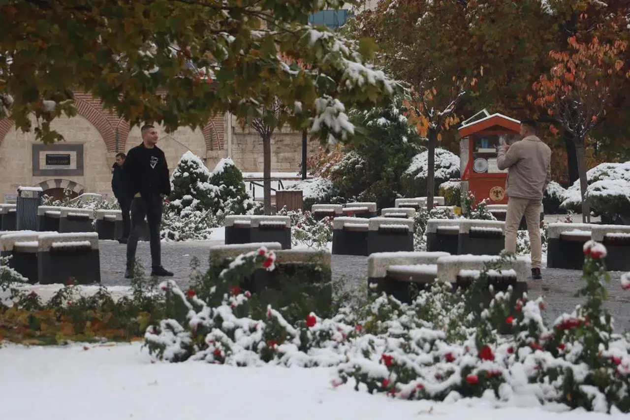 Vatandaşlar Beyaz Örtünün Keyfini Çıkardı