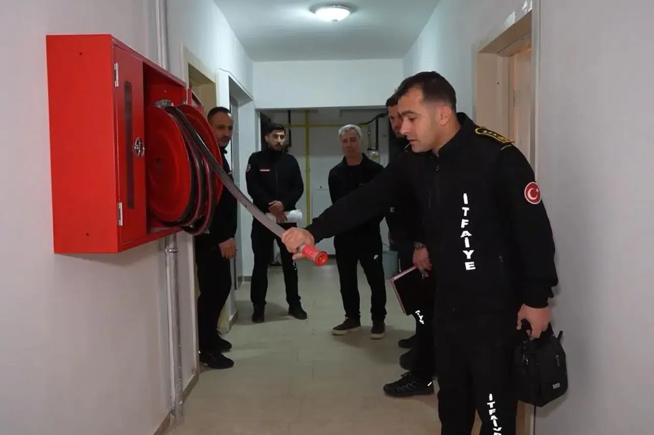 Yangın Merdiveni ve Dolaplarında Hayati Eksikler Bulundu