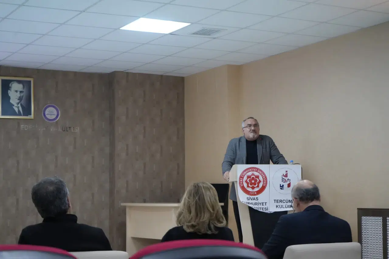 Edebi çeviride imge ve anlam dünyası bu konferansta konuşuldu