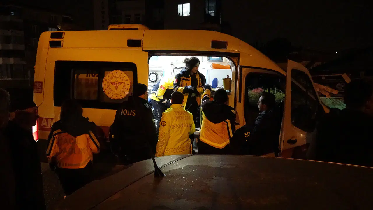 Görev Yolunda Kaza: Görevli 2 Polis Hastanelik Oldu