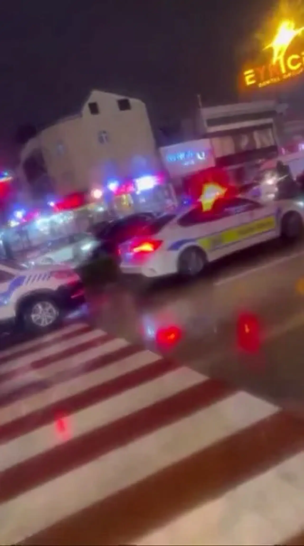 Trafik kazasında polis memuruna büyük şok! Oğlu yaralıydı