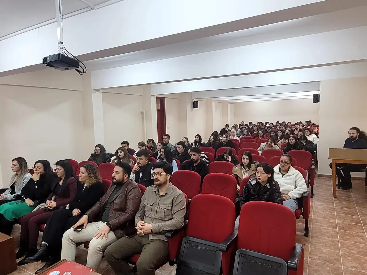 Emniyet Uzmanlarından Siber Suçlarla Mücadele Sunumu