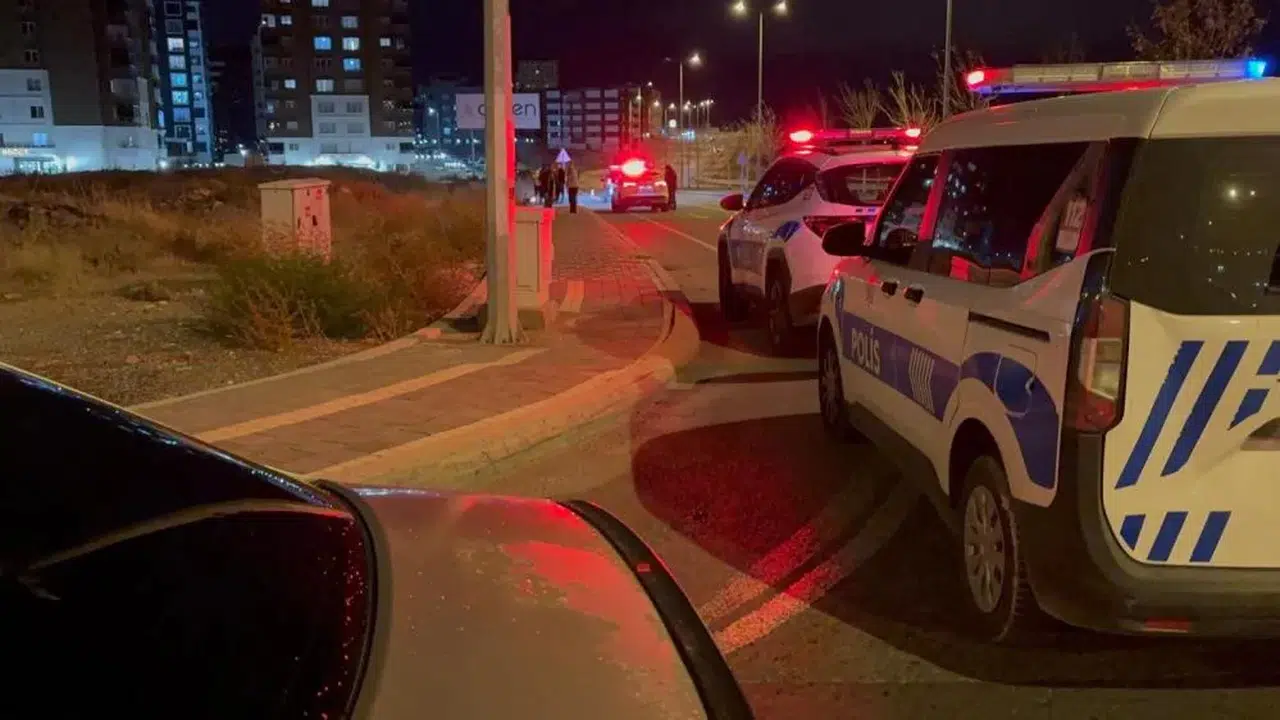 Polis Kovalamacası: Motosiklet Sürücüsü Ters Yöne Girdi