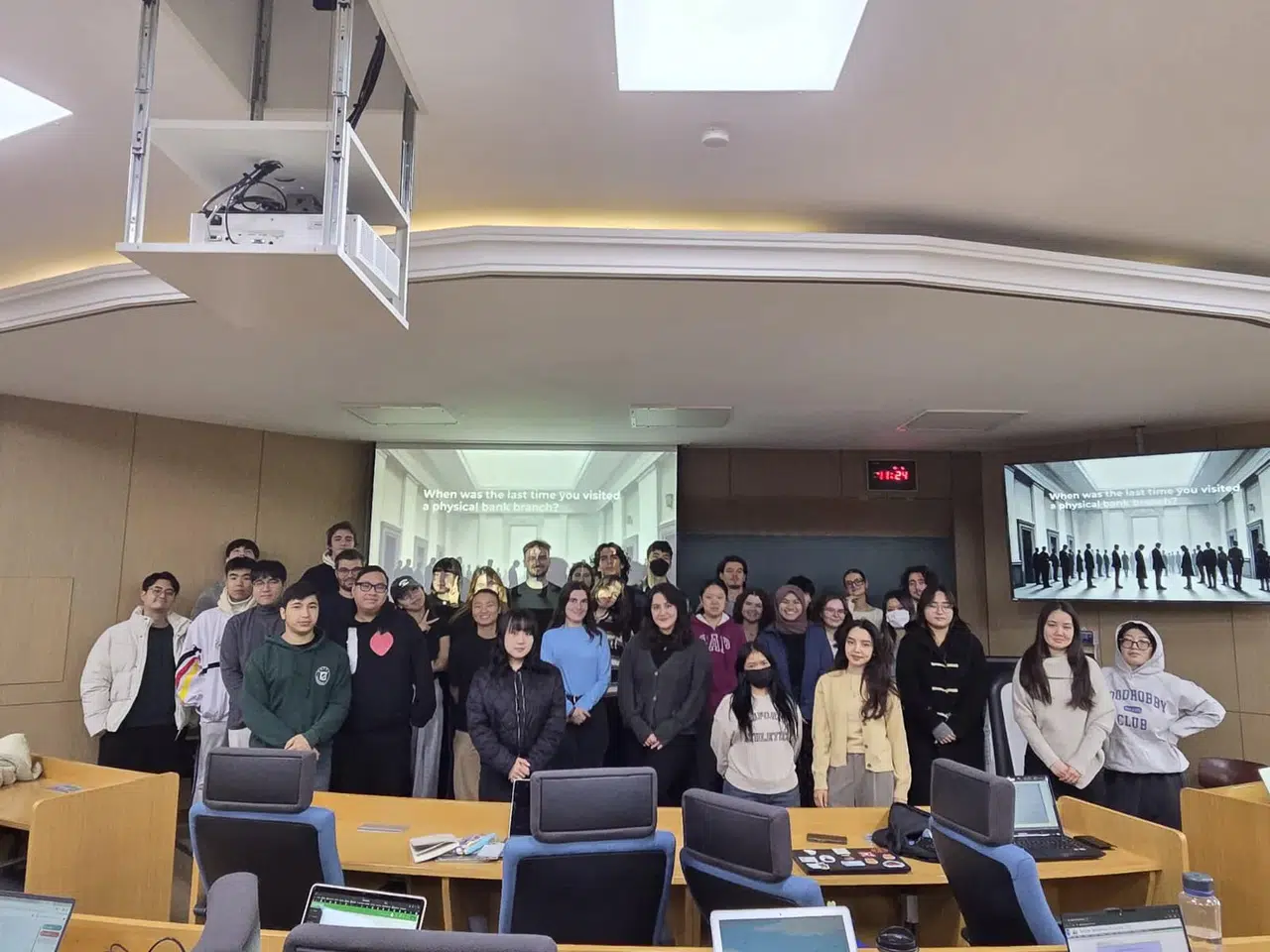 Eda Başak Yıldırım’dan Güney Kore’de FinTech Sunumu