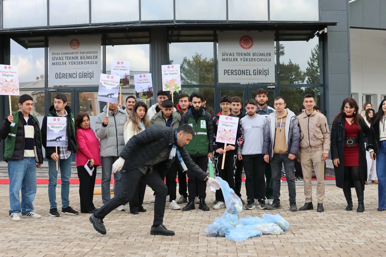 Dumansız kampüs için izmarit seferberliği