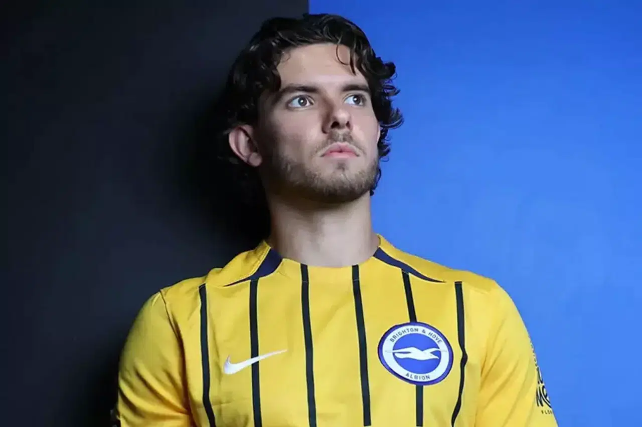 MİLLİ FUTBOLCU PREMIER LİG’DE FIRTINA GİBİ ESİYOR