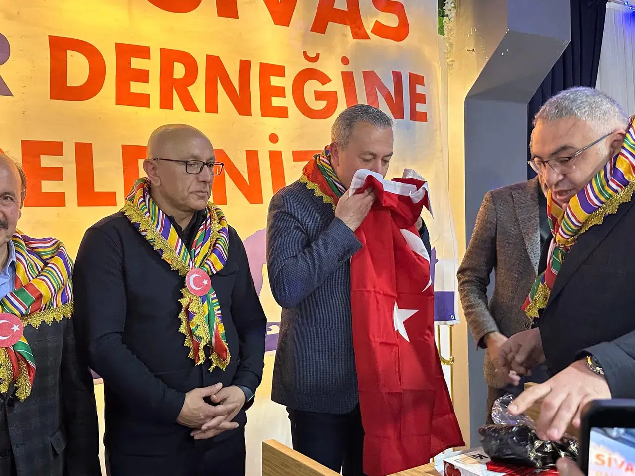 Başkan’dan Memleket Sevdası Vurgusu