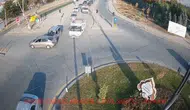 Trafik Kazaları Kamerada: Kural İhlalleri ve Dikkatsizlik!