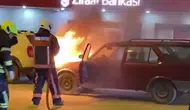 Mut’ta korkutan yangın! Park halindeki otomobil alev alev yandı