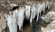 Sivas Şuğul Kanyonu’nda Dev Buz Sarkıtları: Boyu 5 Metreyi Buldu!
