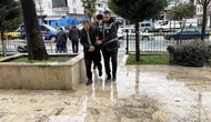 Kaçak göçmen taşıyan araçlar polis operasyonuyla yakalandı