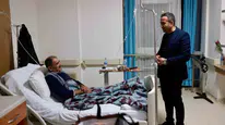 Akçadağ Belediye Başkanı Hasan Ulutaş, Şehit Gökhan Aslan Devlet Hastanesi'ndeki Hastalara Moral Verdi