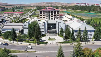 İlçelerde Hükümet Konakları Yenileniyor