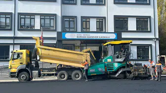 Sivas İl Özel İdaresi’nden Okul Bahçesine BSK Kaplama