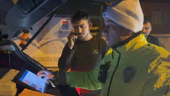 Ehliyetsiz Tamirci Müşteri Aracıyla Yakalandı: Araç Sahibi İsyan Etti