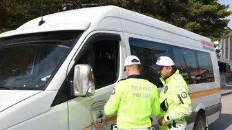 Erzincan'da Güvenli Okul Denetimi: Okul Çevresi Temizleniyor