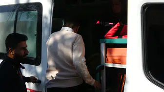 Bıçaklı saldırgan sokakta panik yarattı! Adıyaman sokaklarında kanlı anlar