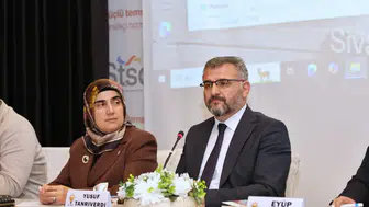 “Birlikte İstişare, Birlikte İstikrar” Sloganı ile Sivas’ta AK Parti Toplantısı