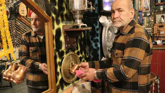 Sivas’ta Bir Demlikle Başlayan Antika Merakı, Nostalji Dolu Kafeye Dönüştü