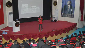 Öğrencilere “Gençlik ve Güvenli Gelecek” Semineri Verildi