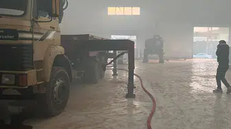 Hatay’da fabrika saniyeler içinde alevlere teslim oldu!