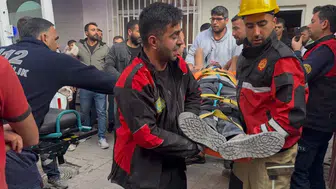 Diyarbakır'da yıkım sırasında talihsiz kaza! İşçi molozların altında kaldı