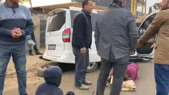 Şanlıurfa’da yol üzerinde dehşet anları! İki araç birbirine girdi