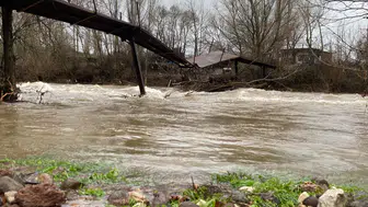 Çanakkale’de sel kabusu! Sürücüler yolda mahsur kaldı