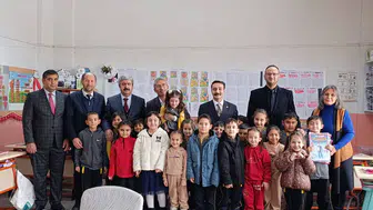 Gemerek’te Yarıyıl Tatili Heyecanı: Öğrenciler Karnelerini Aldı